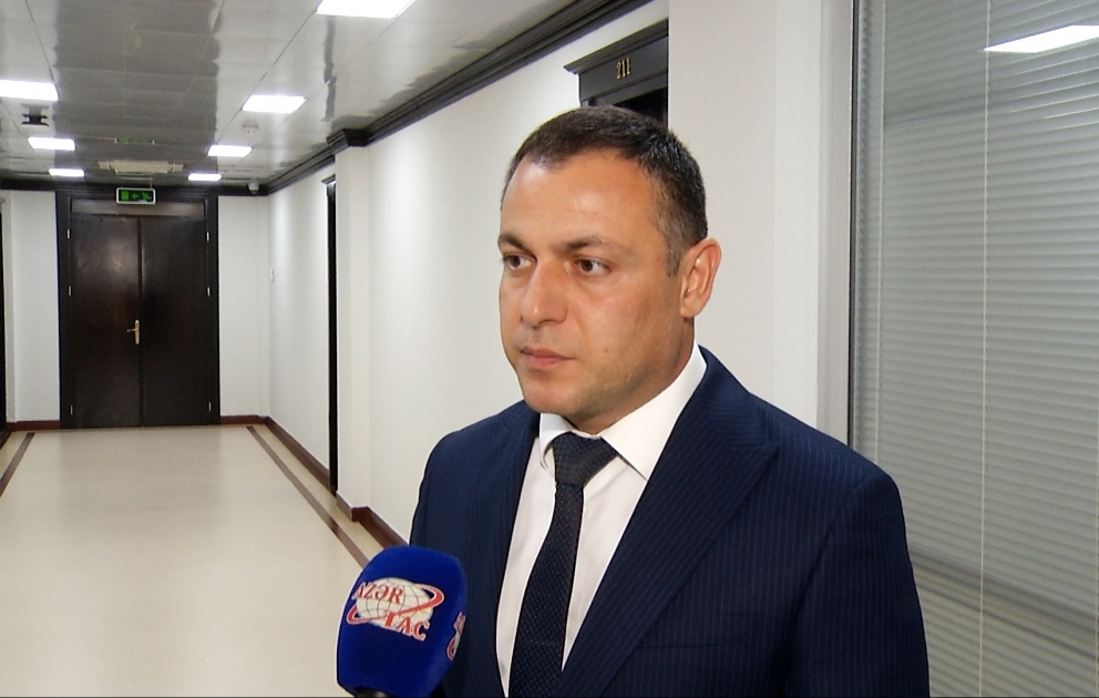 Açıq havada reklam yerləşdirmək istəyən sahibkarların işi asanlaşır