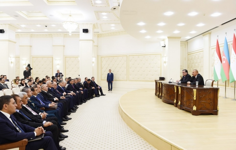 Les présidents azerbaïdjanais et tadjik ont fait une déclaration conjointe à la presse