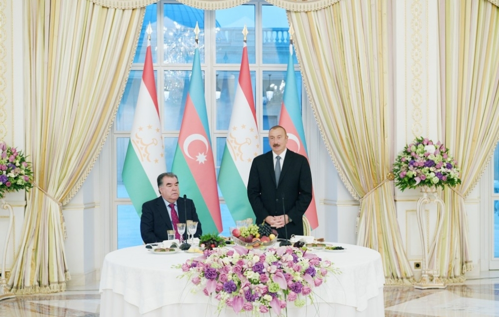 Un banquet officiel offert en l’honneur du président tadjik