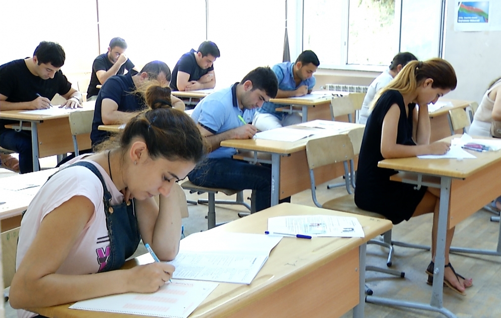 Dövlət qulluğuna qəbul üçün keçirilən test imtahanının nəticələri açıqlanıb