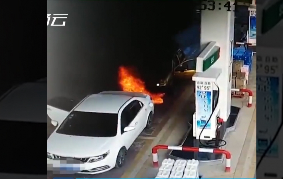 Gas station blaze put out in 60 seconds