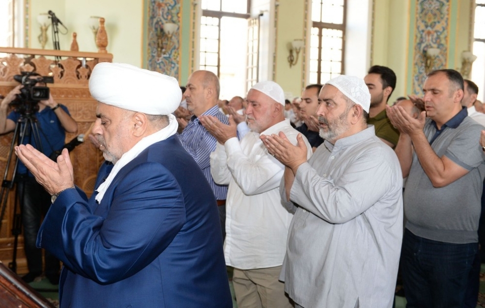 Eid al-Adha prayer performed in Azerbaijan