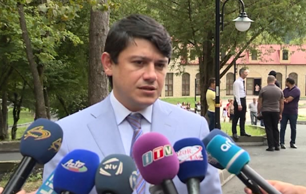 Fuad Muradov: Diaspor gənclərinin ilk dəfə keçirilən yay düşərgəsinə maraq böyükdür