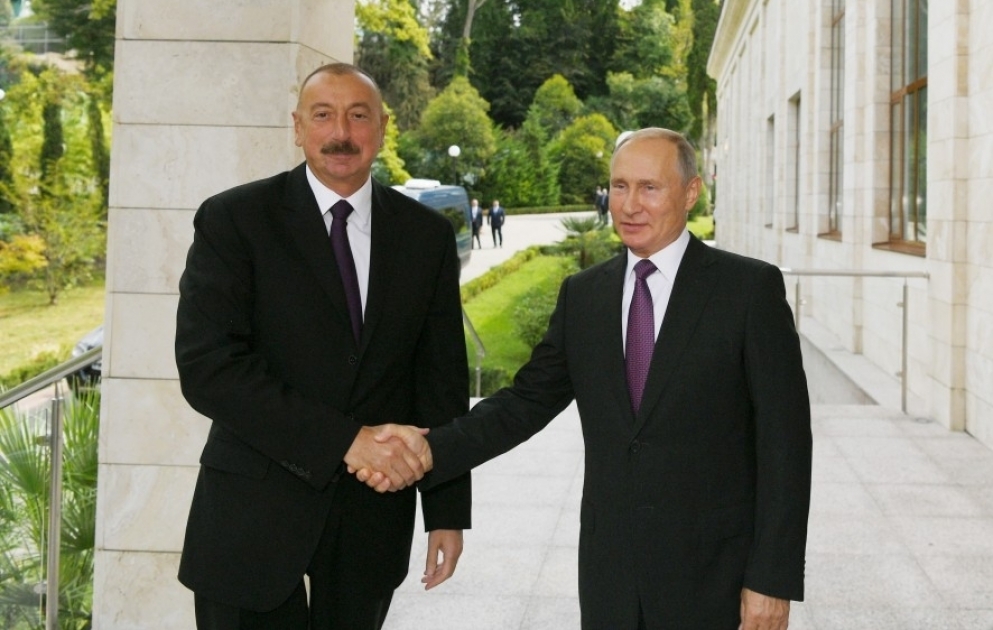 Aserbaidschans Präsident Ilham Aliyev zu Besuch in Russland 
Treffen von Präsident Ilham Aliyev mit Präsident Wladimir Putin