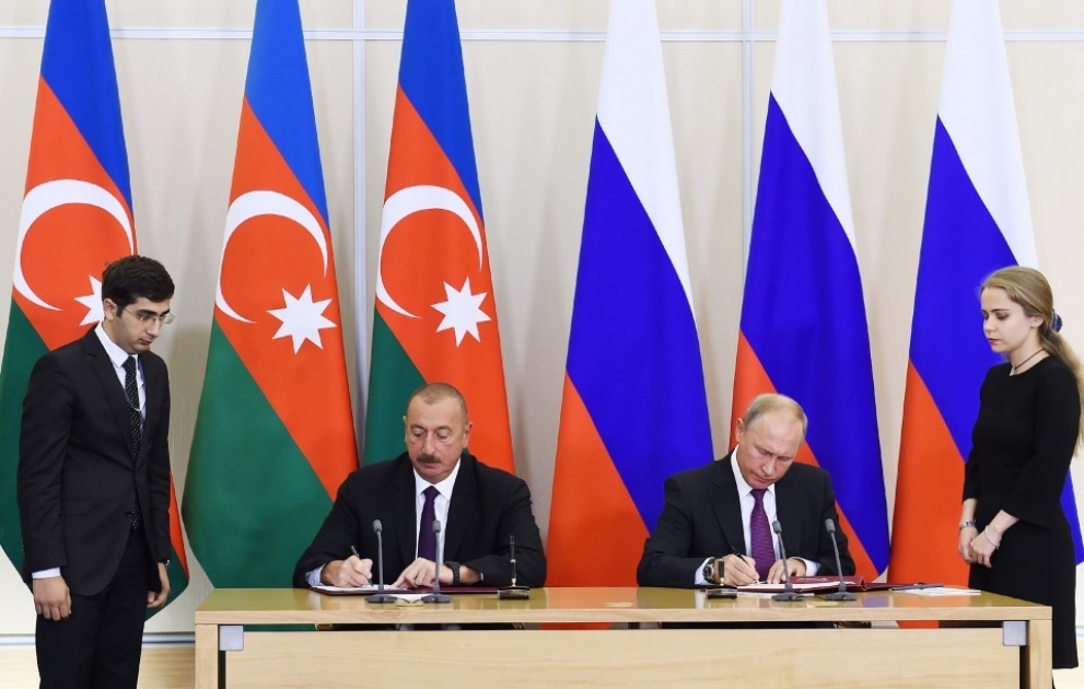 L’Azerbaïdjan et la Russie signent une série de documents