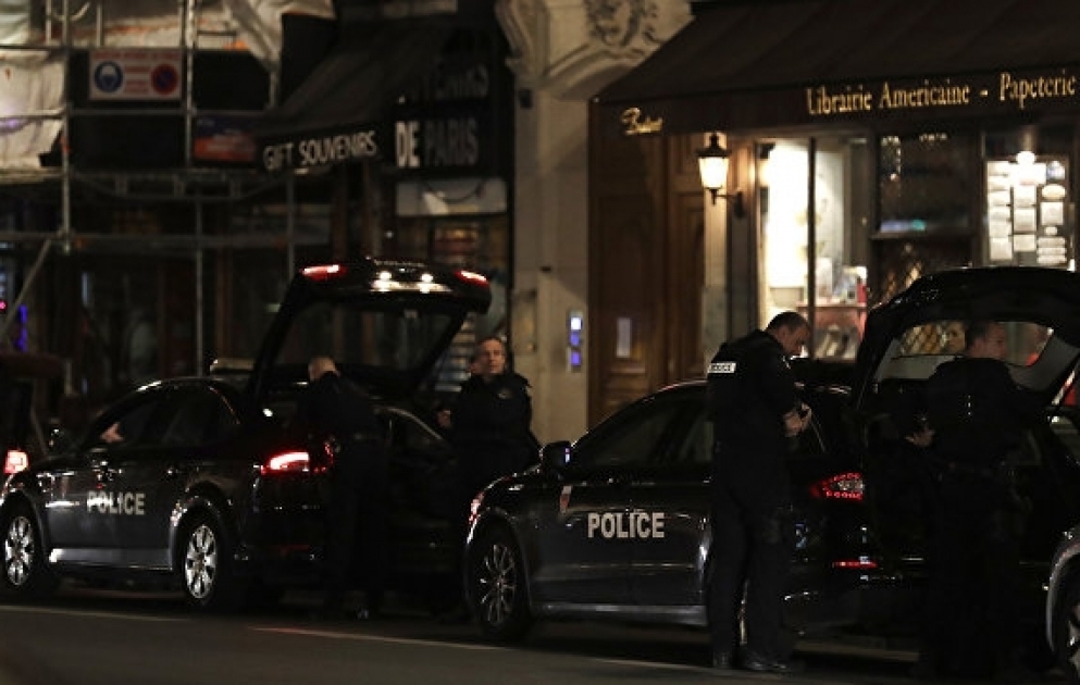 Parisdə silahlı hücum olub, yaralılar var