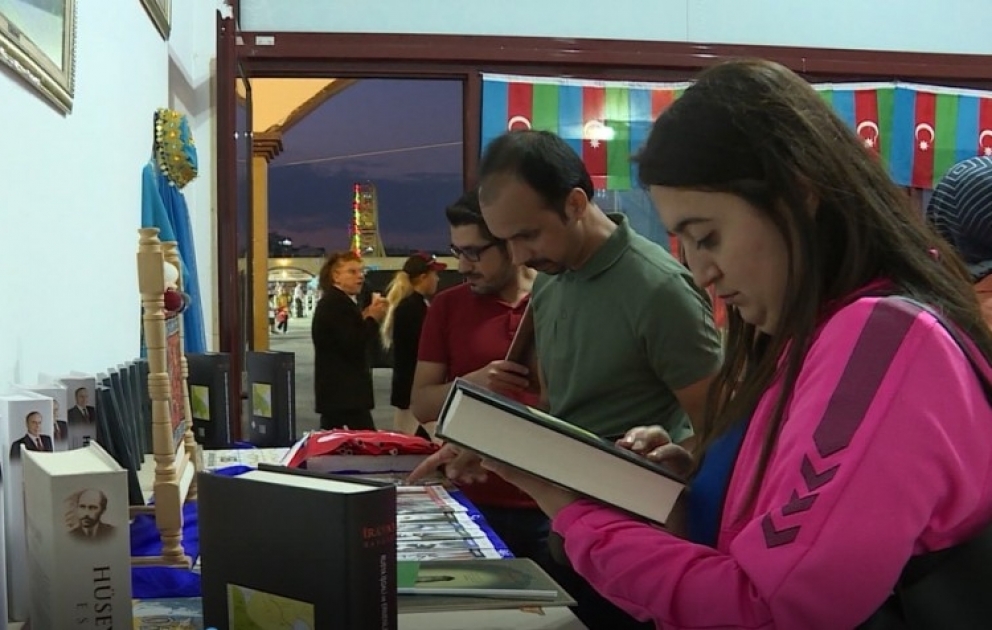 “Azərbaycan evi” Ankarada festivalda maraqla ziyarət olunub