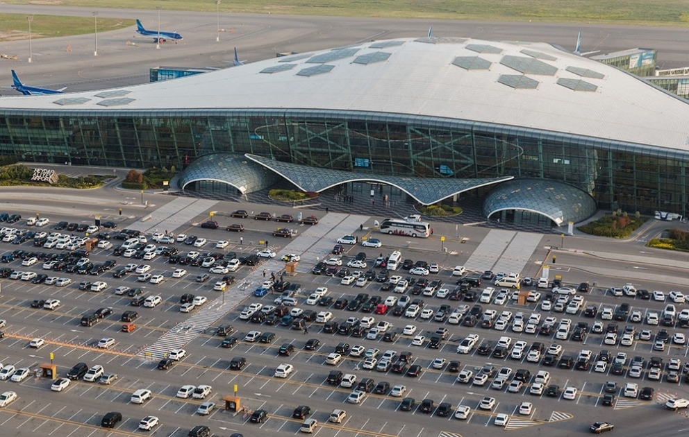 Heydər Əliyev Beynəlxalq Aeroportu bu il 3 milyondan çox sərnişinə xidmət göstərib