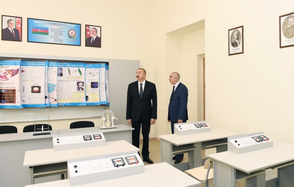 President Ilham Aliyev viewed conditions at newly-reconstructed technical and humanitarian lyceum No 2 in Baku