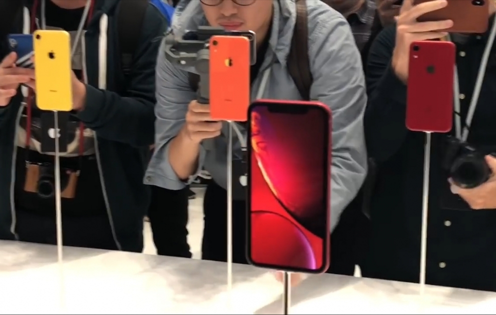 “Apple” şirkəti yeni telefon modellərini təqdim edib