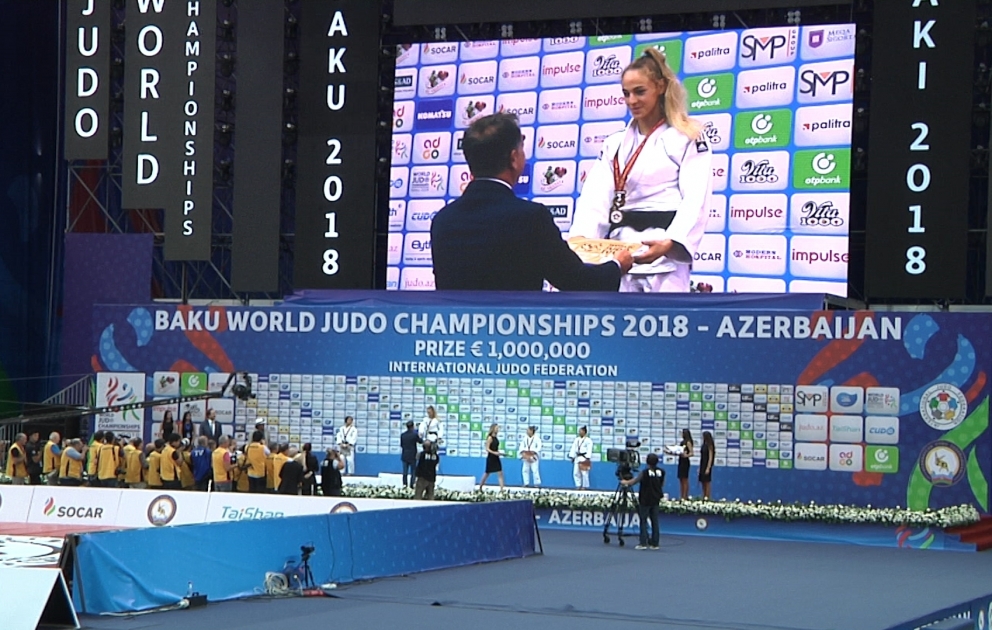 Bakıda keçirilən dünya çempionatının ilk günündə qızıl medalı Ukrayna və Yaponiya cüdoçuları qazandı