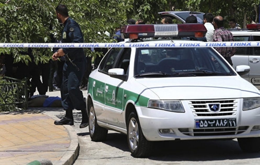 İranda hərbi parad zamanı terror aktı törədilib