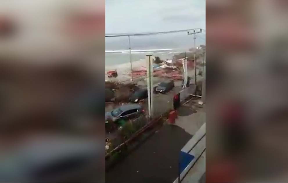 İndoneziyada baş verən sunaminin görüntüləri yayılıb