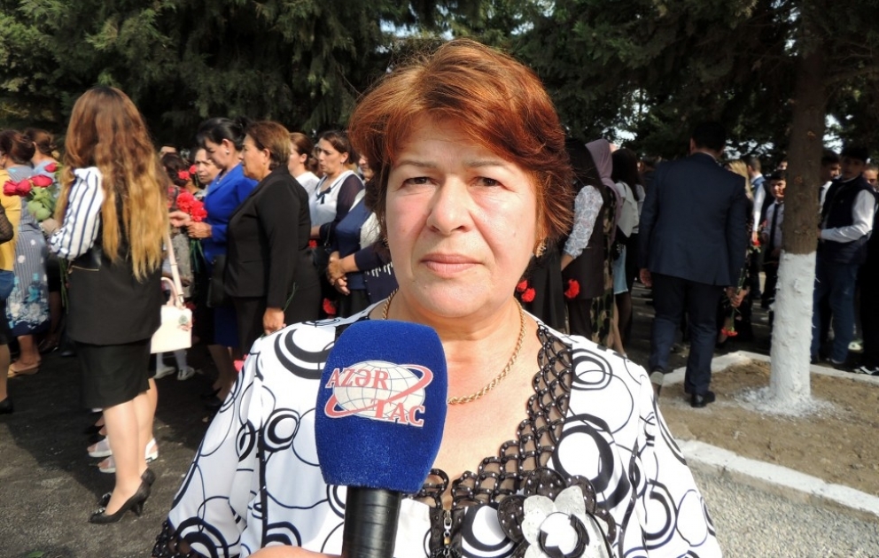 Doğma yurdumuza qayıdacağımız günü səbirsizliklə gözləyirik