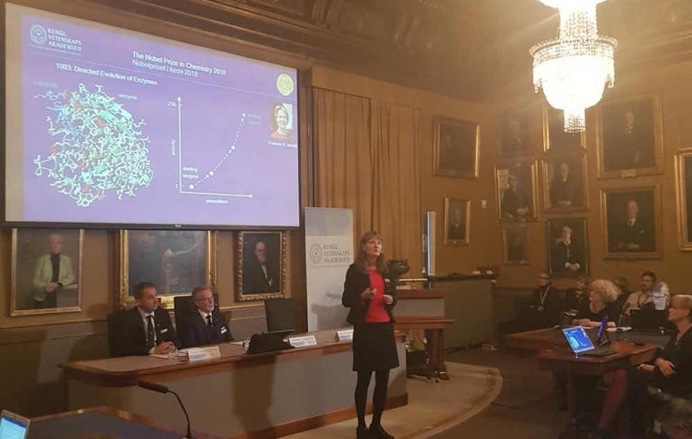 2018-ci il üçün kimya üzrə Nobel mükafatı laureatlarının adları açıqlanıb