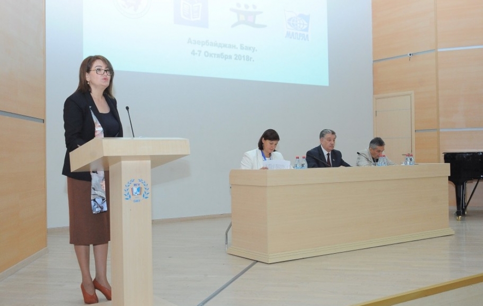 “Mədəniyyətlərin dialoqunda təhsil: rus məktəbi dünyası” mövzusunda beynəlxalq forum keçirilib