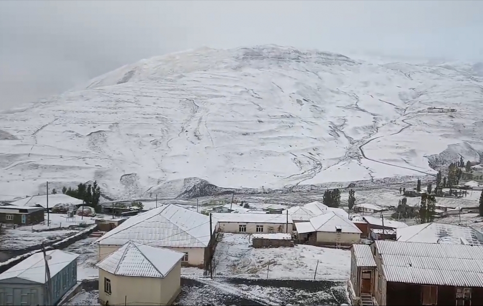 Erster Schnee in Aserbaidschan