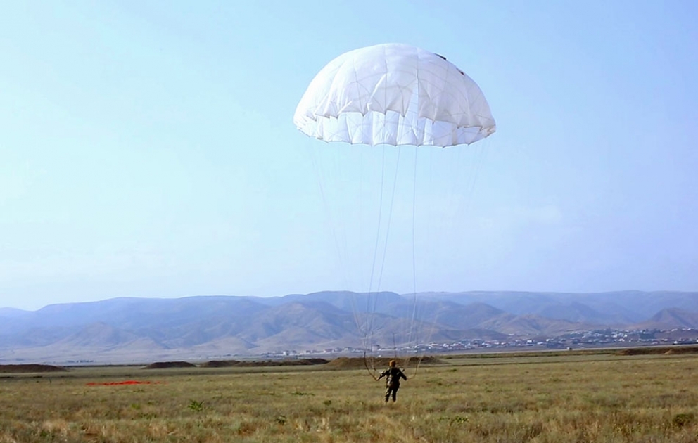Units conduct parachute training