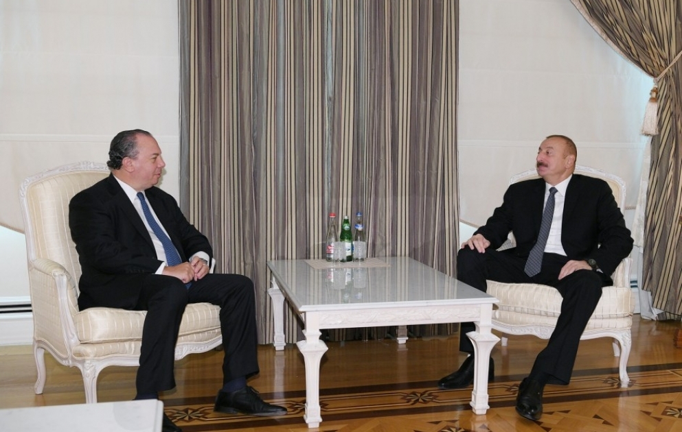 President Ilham Aliyev received president of US-based Foundation for Ethnic Understanding