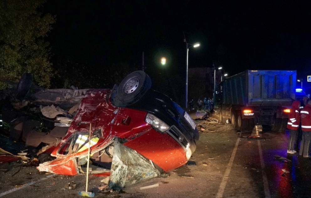 13 die as a minibus and a truck collide in Chuvashia, central European Russia