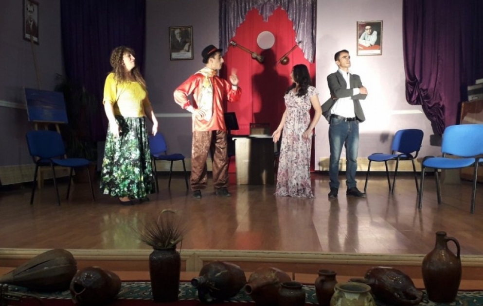 Qusar Dövlət Ləzgi Dram Teatrı tamaşaçılara “Hərənin öz ulduzu”nu təqdim edəcək