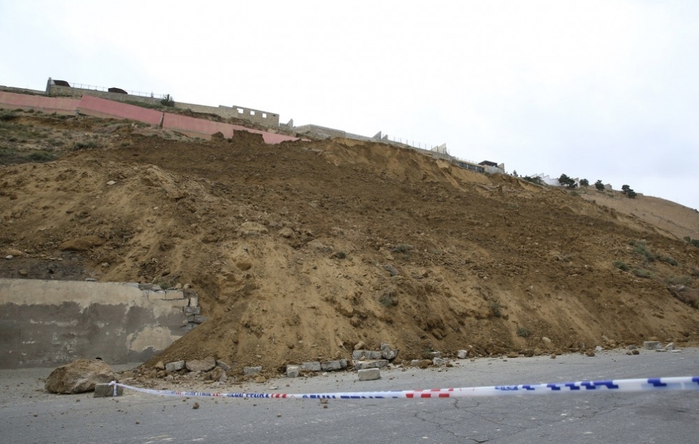 Sürüşmə sahəsində müşahidələr davam etdirilir