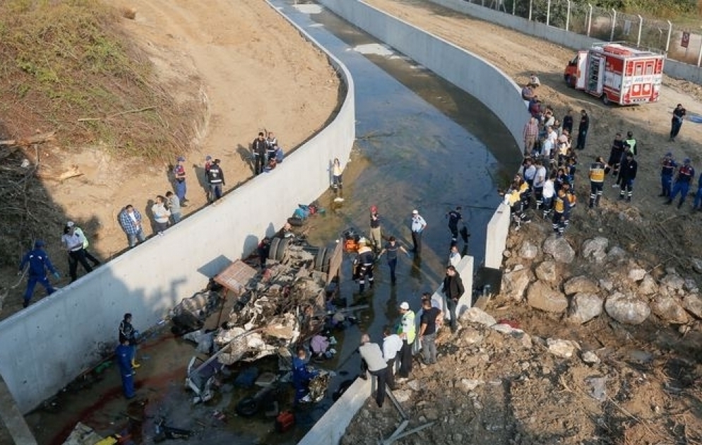 Türkiyədə qəza: 22 ölü, 13 yaralı