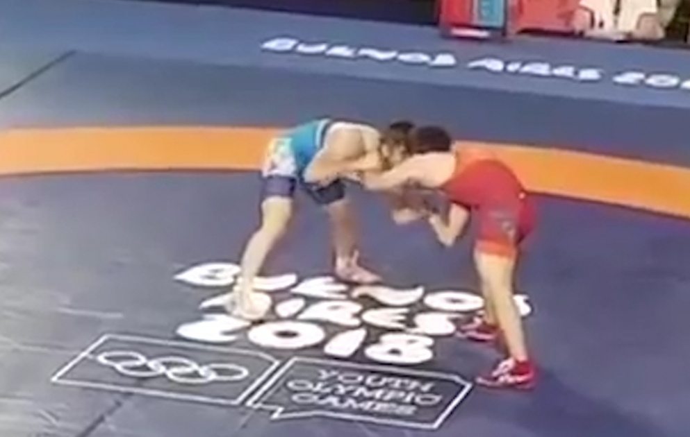 Борец Туран Байрамов стал чемпионом летних Юношеских Олимпийских игр