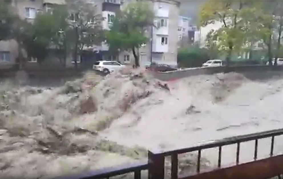 В Краснодарском крае из-за проливных дождей погибли два человека