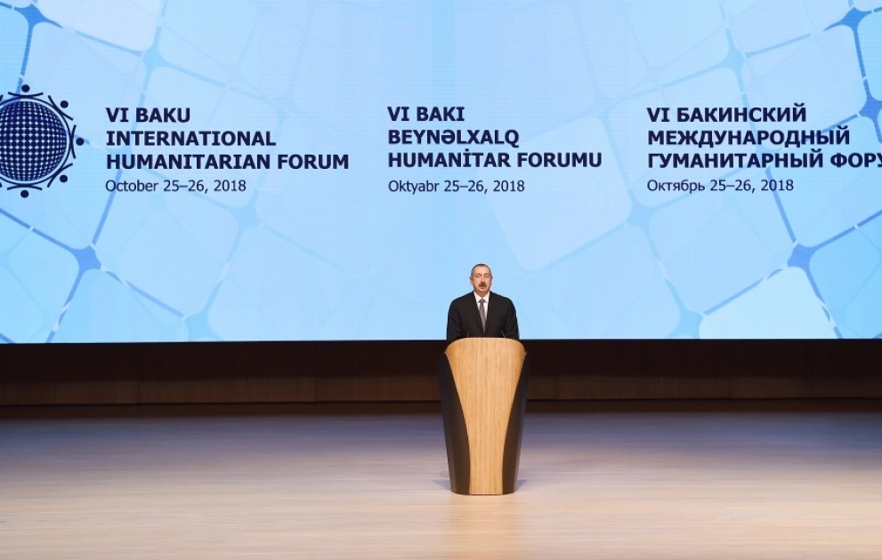 Sechstes Internationales Humanitäres Forum 2018 seine Arbeit begonnen 
Staatspräsident Ilham Aliyev nahm an offizieller Eröffnungsveranstaltung teil