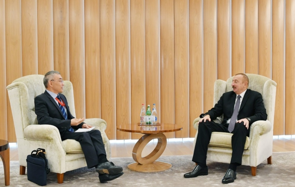 Prezident İlham Əliyev UNESCO-nun baş direktorunun müavinini qəbul edib