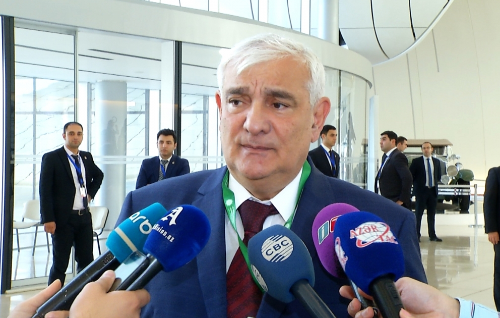 Azərbaycan dünyada multikultral mərkəzlərdən biri sayılır