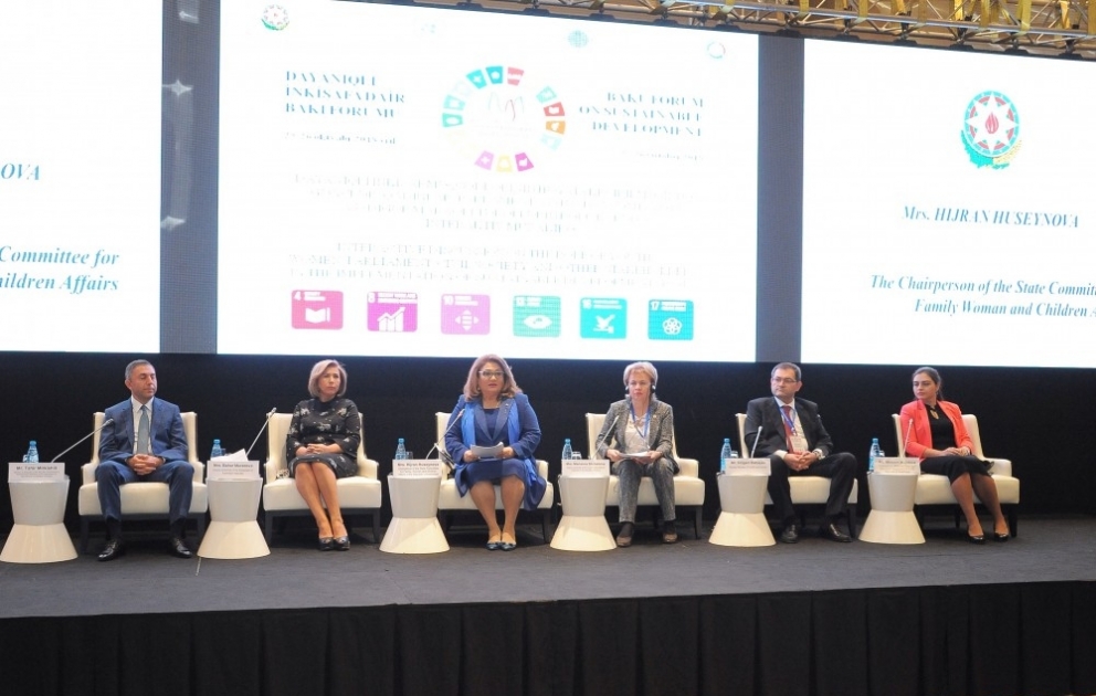 Dayanıqlı İnkişafa dair Bakı Forumu işini davam etdirir