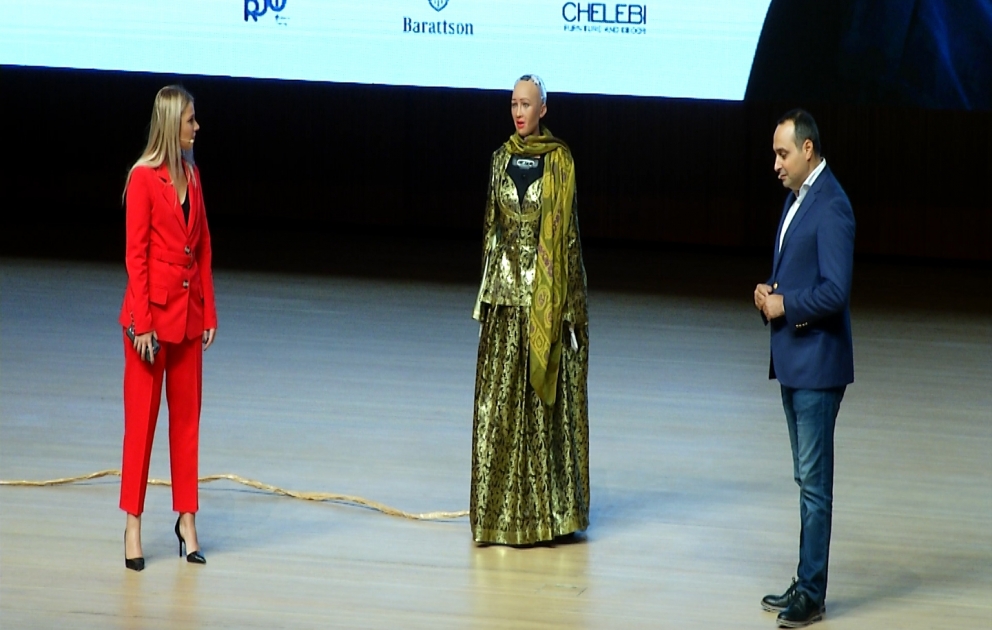 Le robot Sophia est intervenu à la Journée mondiale des influenceurs