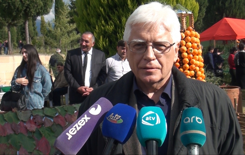 Rusiya səfiri: Xurma festivalı kənd təsərrüfatı məhsullarının nümayiş olunduğu el bayramıdır