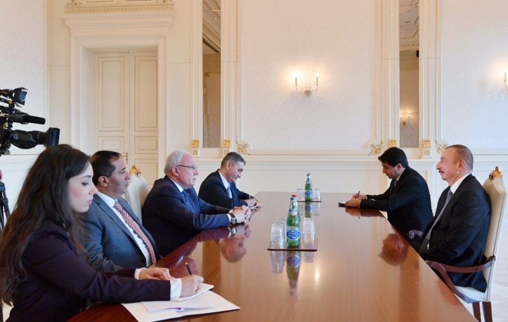 Prezident İlham Əliyev Fələstinin xarici işlər nazirini qəbul edib