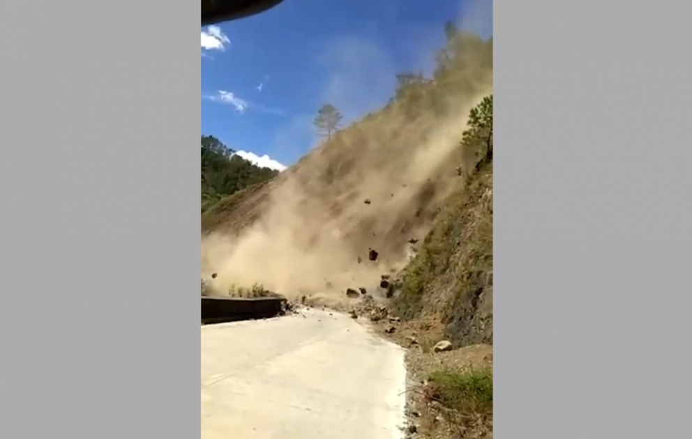 Terrifying landslides caught on camera