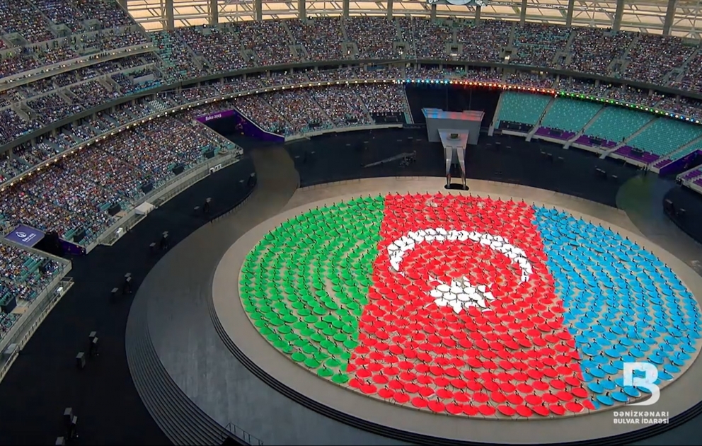 Baku Media Center präsentiert Videoaufnahme anlässlich des Tags der Staatsflagge