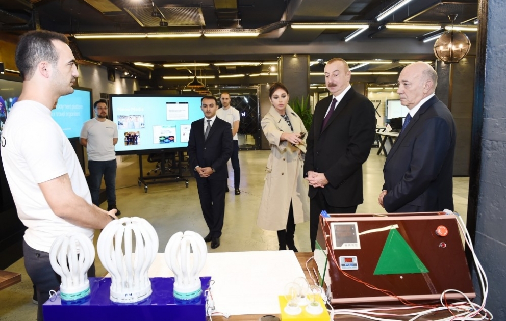 Prezident İlham Əliyev Bakıda Elektron Hökumətin İnkişafı Mərkəzinin inzibati binasının açılışında iştirak edib