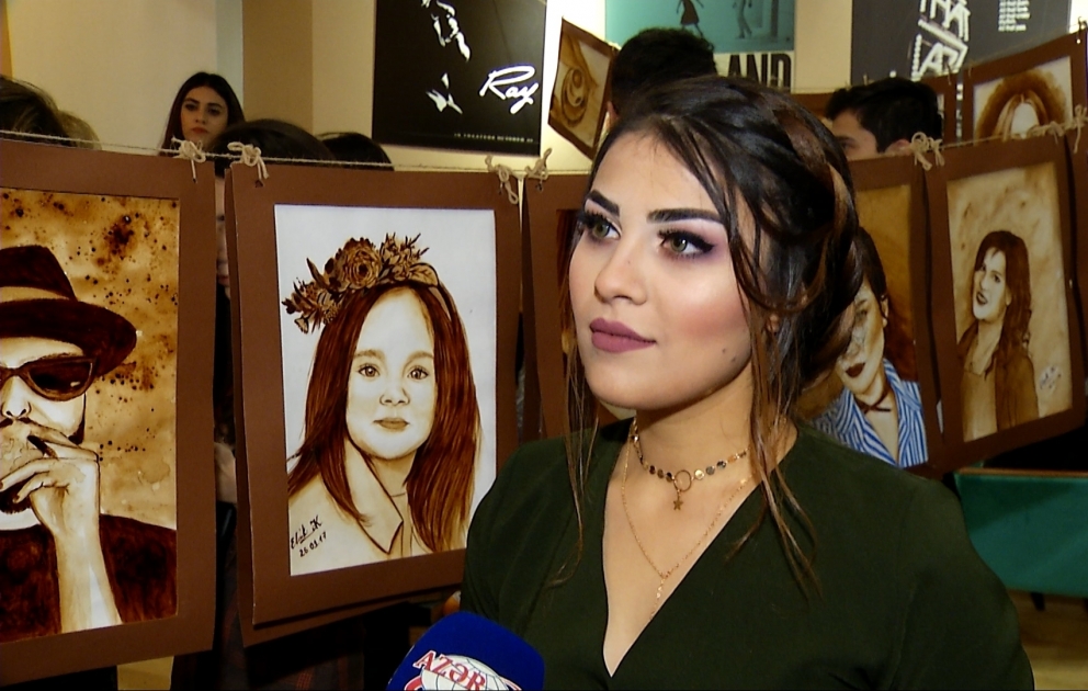 Bakıda maraqlı sərgi: Bu rəsm əsərləri kofe ilə çəkilib