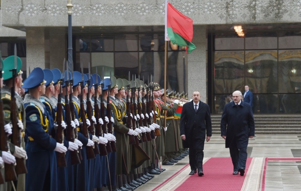 Déplacement du président Ilham Aliyev en Biélorussie: cérémonie d’accueil officiel