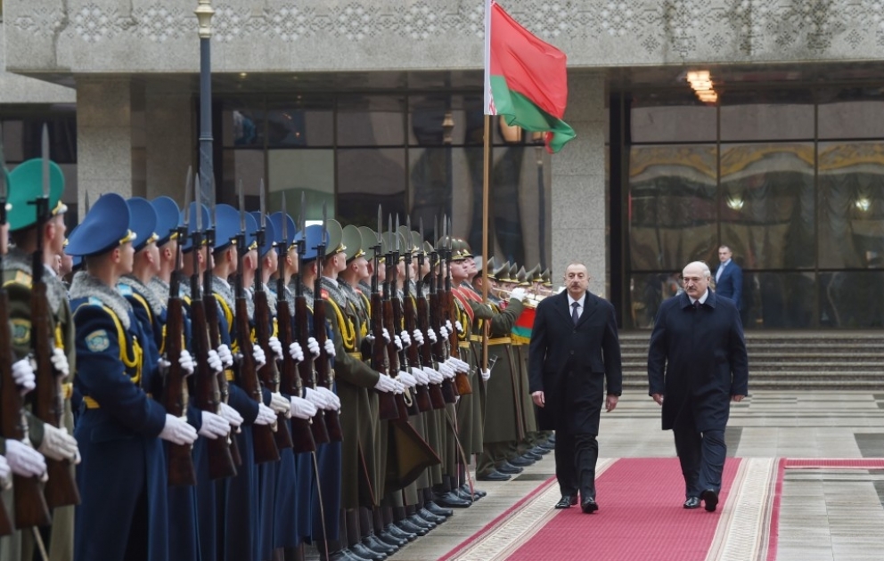 Offizieller Empfang von Aserbaidschans Präsident Ilham Aliyev in Minsk