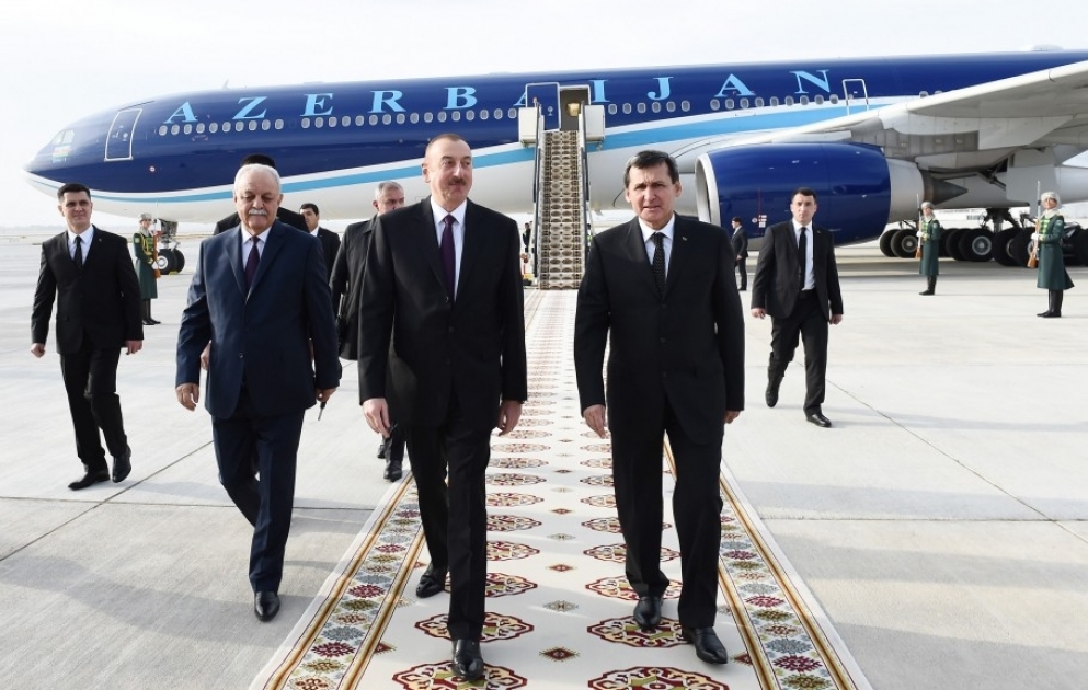 Le président azerbaïdjanais Ilham Aliyev entame une visite officielle au Turkménistan