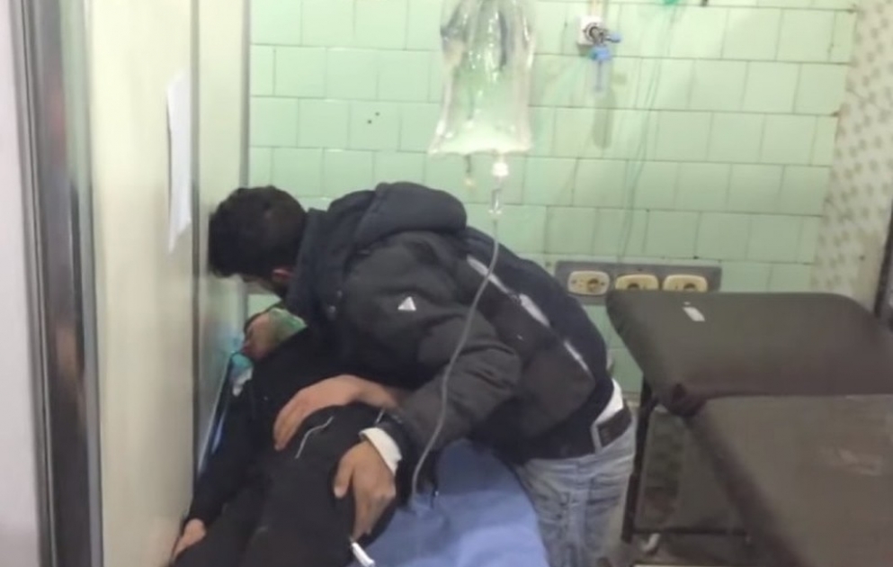 More than 100 injured in Aleppo in suspected rebel gas attack