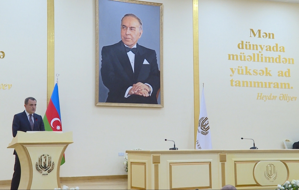 Gəncə Dövlət Universitetinin 80 illik yubileyi təntənə ilə qeyd edilib