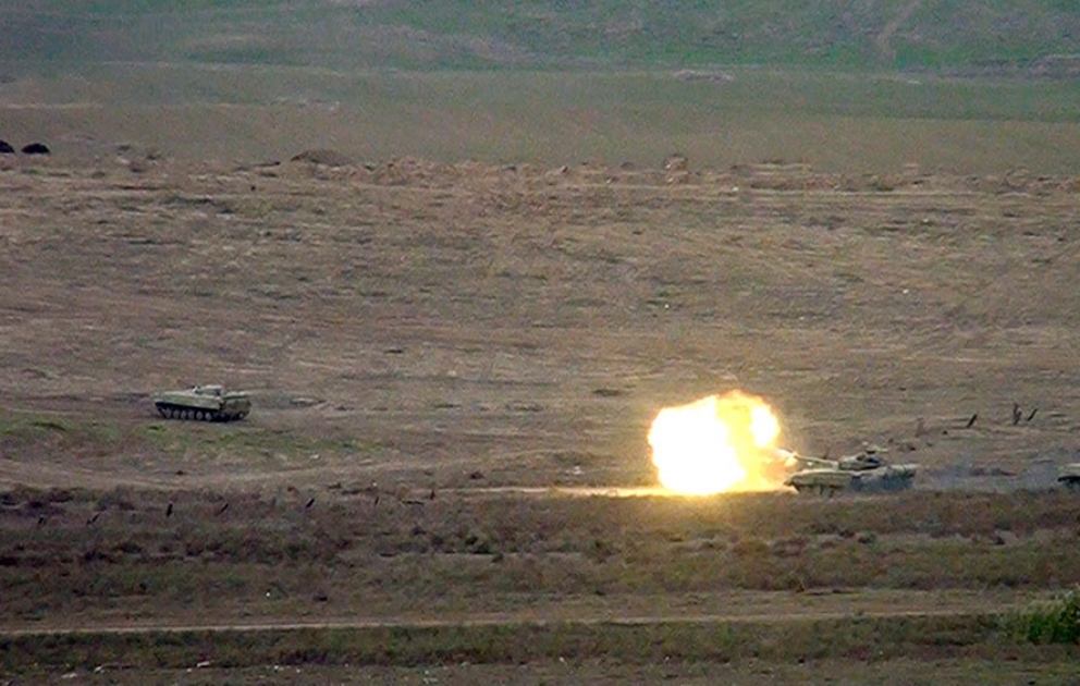 Hərbi birlikdə döyüş atışlı təlim keçirilib
