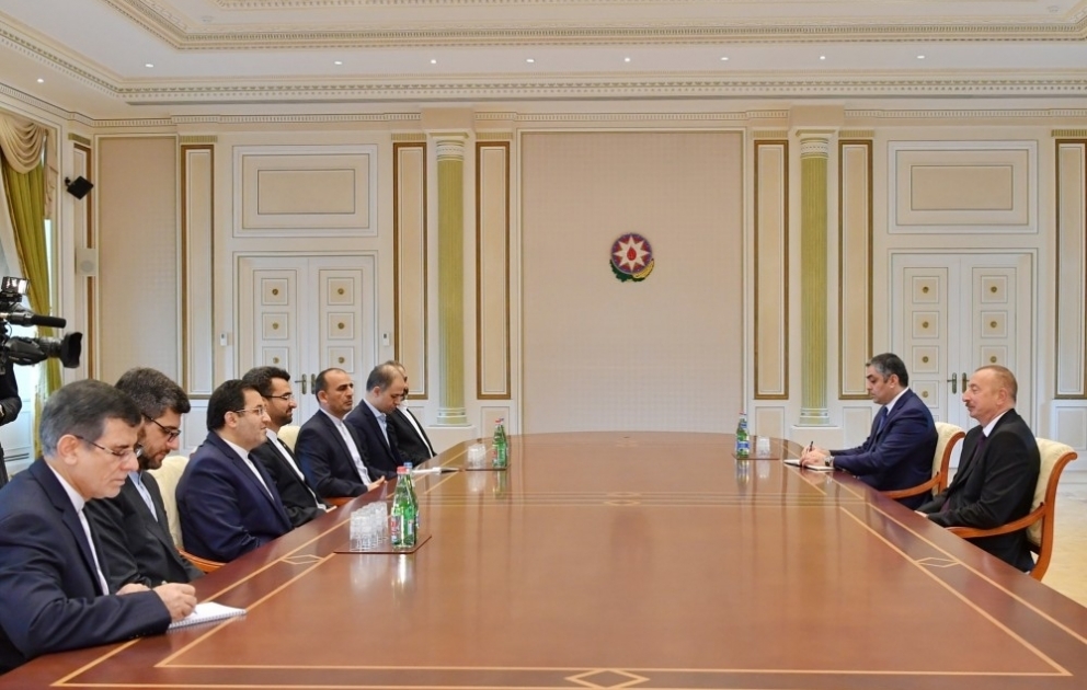 Prezident İlham Əliyev İranın rabitə və informasiya texnologiyaları nazirinin başçılıq etdiyi nümayəndə heyətini qəbul edib