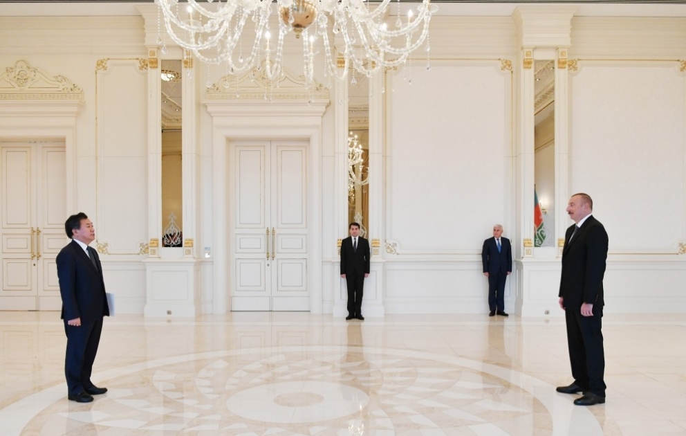 President Ilham Aliyev received credentials of incoming ambassador of Republic of Korea