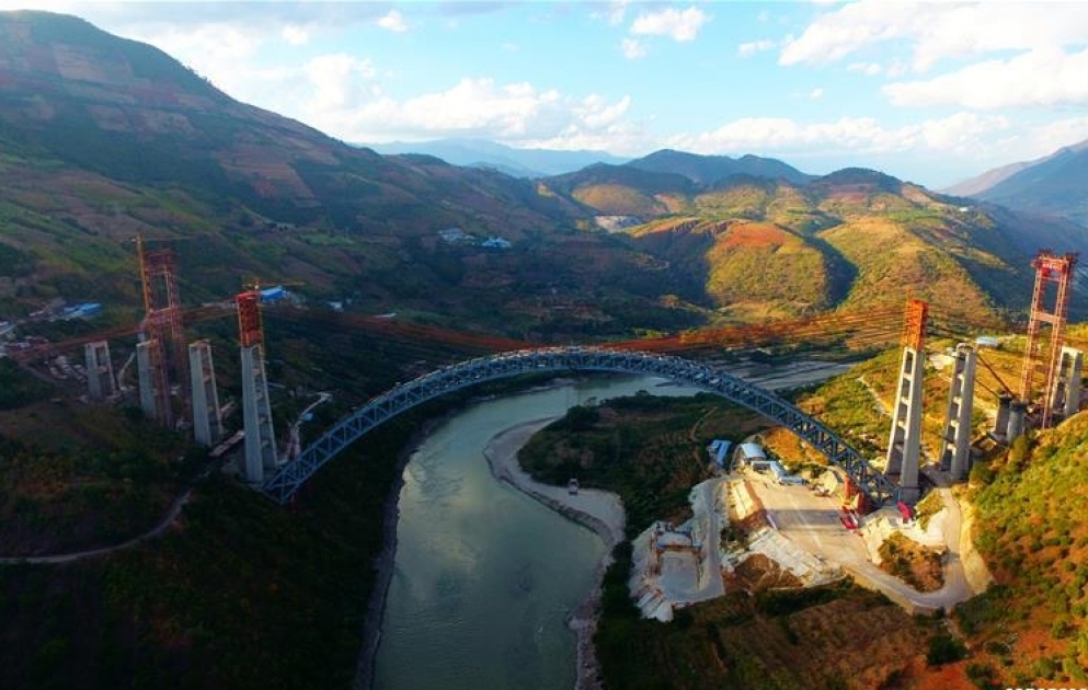 Le plus long viaduc ferroviaire du monde a été construit en Chine