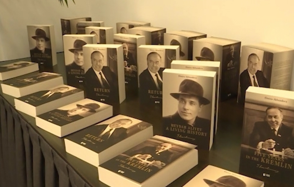 Haaqada “Heydər Əliyev: Şəxsiyyət və zaman” çoxcildliyinin təqdimatı olub